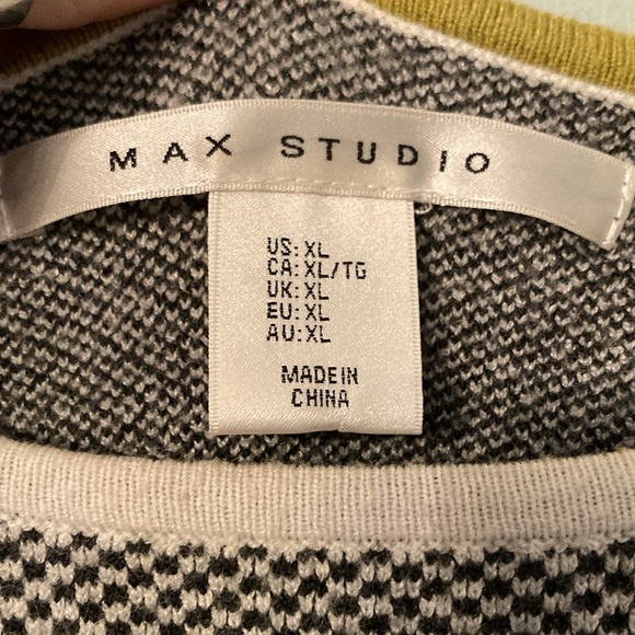 Max Studio checkered sweater - Picture 2 of 4